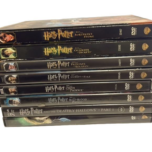 Warner Bros. Other - all 8 Harry Potter Movies DVD